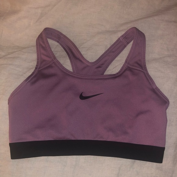 NIKE Dri-Fit Racerback Sports Bra! - Picture 3 of 6